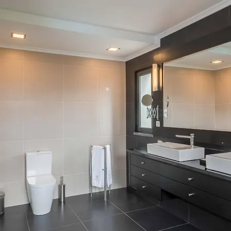 Atlantic Heritage Luxury מדלנה